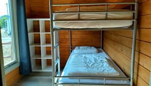 Luxus-Holzchalet - Kinderzimmer mit Etagenbett